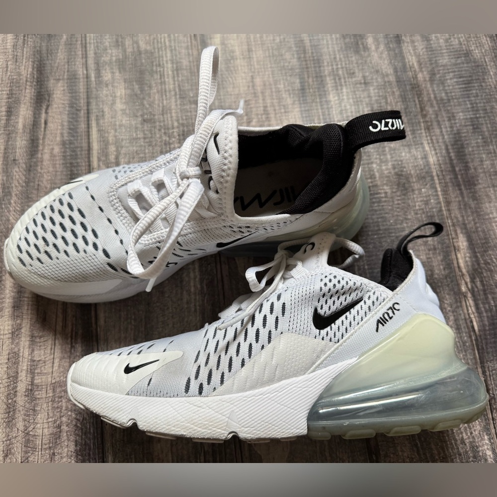 Nike Air Max 270 White and Black Athletic Shoes/Sneakers 5.5
